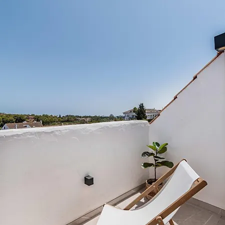 La Maestranza Luxury Views Nueva Andalucia 马尔韦利亚