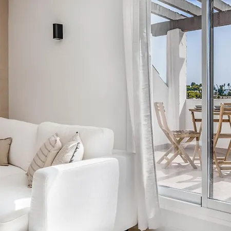 La Maestranza Luxury Views Nueva Andalucia * 马尔韦利亚