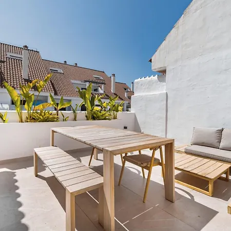 La Maestranza Luxury Views Nueva Andalucia 公寓