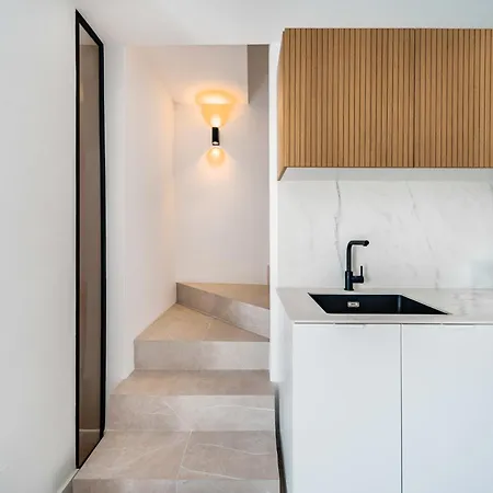 La Maestranza Luxury Views Nueva Andalucia * 马尔韦利亚