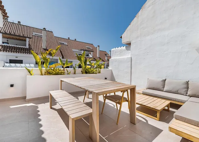 La Maestranza Luxury Views Nueva Andalucia Apartament